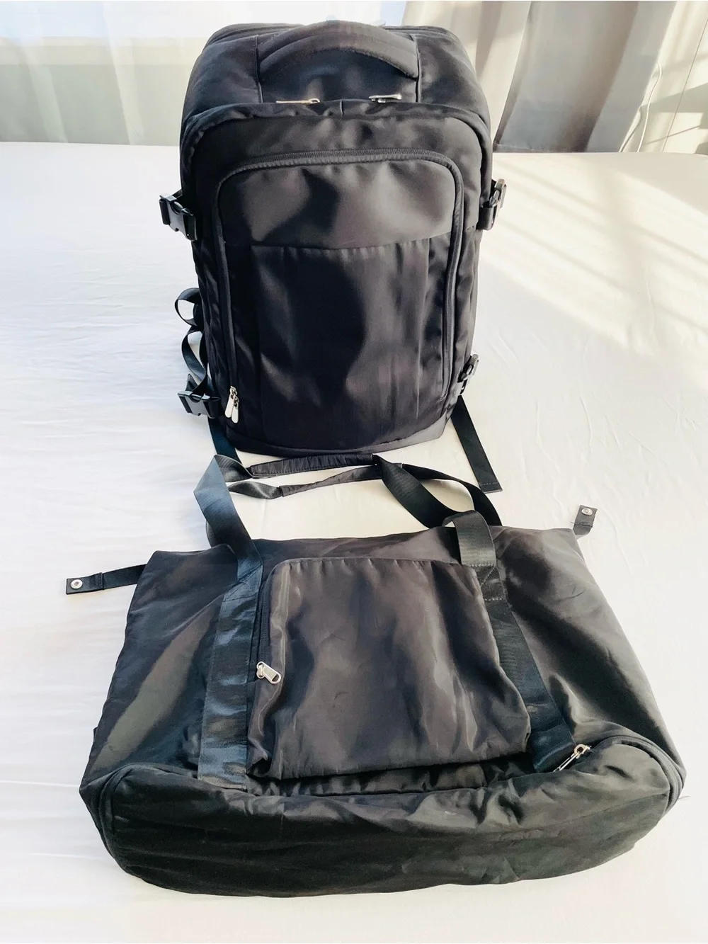 NWT green Max Studio 6-piece travel packing set: packing cubes, toiletry,bag